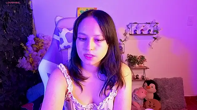 Snapshot of Eymmy_24 chatting on February 2026 03:02:01 AM Eymmy 24 online show from February 2026 03:02:01 AM