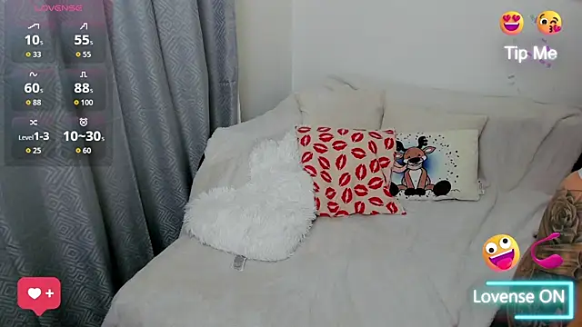 MiaKiittyy online show from February 2026 10:37:01 PM