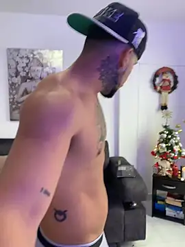 DeimonOficial online show from January 2026 08:45:01 PM