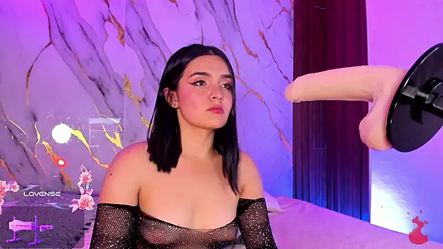 alicecute77 online show from February 2026 02:27:02 AM