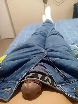 Snapshot of comobucetinhas chatting on September 2025 07:39:02 PM comobucetinhas online show from September 2025 07:39:02 PM