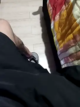 comobucetinhas online show from December 2025 12:05:01 AM