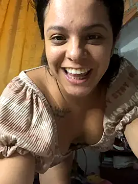 Snapshot of Moon-Lice chatting on October 2025 12:09:02 AM Moon-Lice online show from October 2025 12:09:02 AM