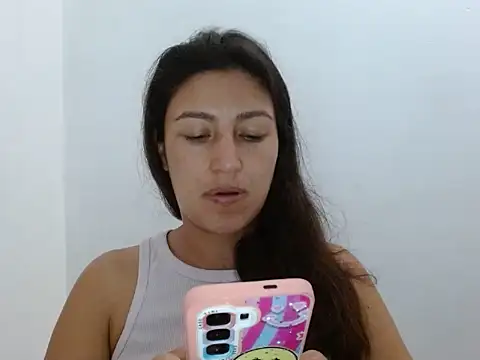 SarahFriendly online show from June 2026 01:01:01 PM