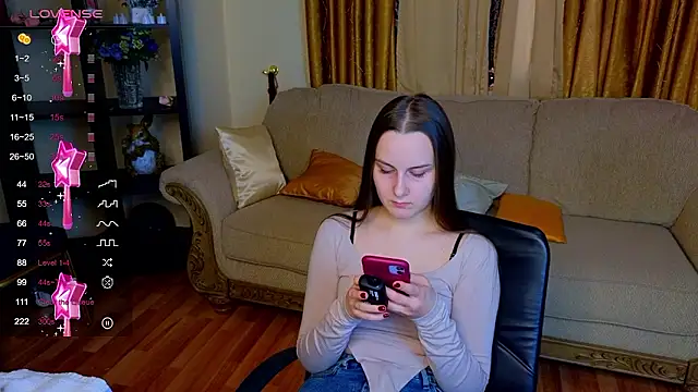 Kelly Cartier online show from January 2026 11:49:01 AM