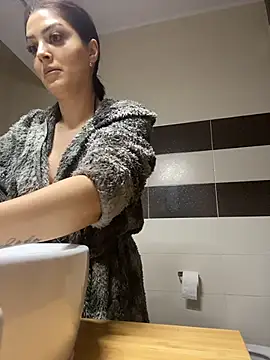 Snapshot of Lexi_Storm chatting on November 2025 05:42:02 AM Lexi Storm online show from November 2025 05:42:02 AM