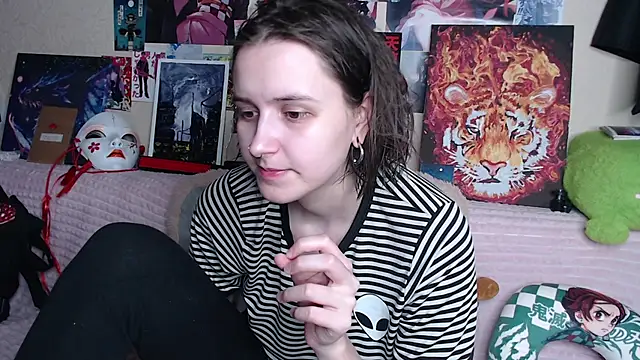 Snapshot of AliceChio chatting on September 2025 02:38:02 PM AliceChio online show from September 2025 02:38:02 PM