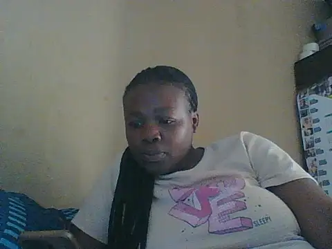 Snapshot of chocolateboobs92 chatting on October 2025 09:00:02 AM chocolateboobs92 online show from October 2025 09:00:02 AM