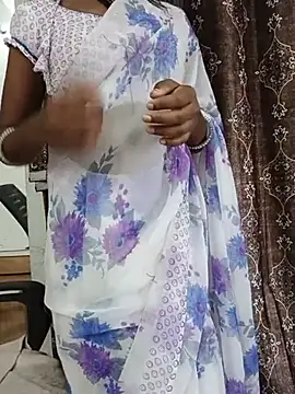 Snapshot of kavya-telugu84 chatting on June 2026 01:28:01 AM kavya-telugu84 online show from June 2026 01:28:01 AM