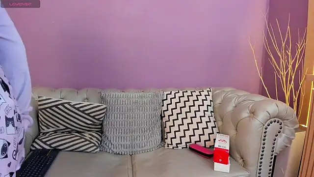 Snapshot of ariannaliss chatting on October 2025 03:39:02 AM ariannaliss online show from October 2025 03:39:02 AM