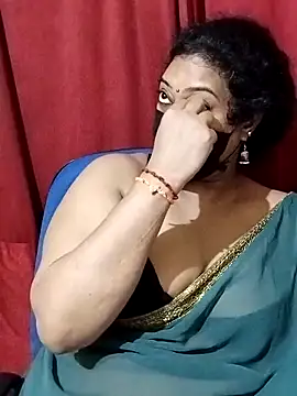 Snapshot of surekha-30 chatting on April 2026 07:07:02 PM surekha-30 online show from April 2026 07:07:02 PM