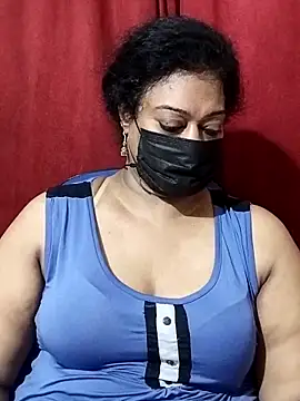 Snapshot of surekha-30 chatting on June 2026 06:29:02 PM surekha-30 online show from June 2026 06:29:02 PM