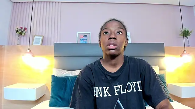 Snapshot of _emma_willliams_ chatting on October 2025 02:20:01 PM emma willliams online show from October 2025 02:20:01 PM