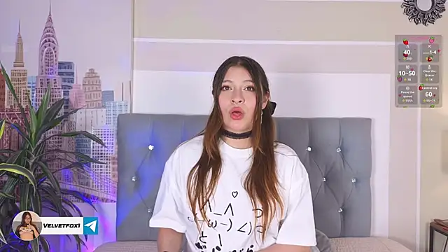 Snapshot of VelvetFox_ chatting on November 2025 07:23:02 PM VelvetFox online show from November 2025 07:23:02 PM