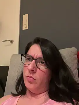 hottyFcup online show from March 2026 07:08:01 PM