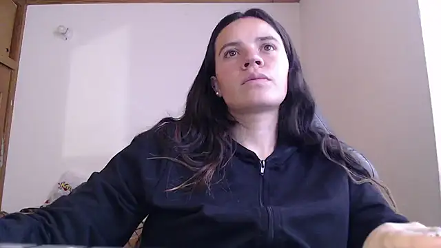 Skylar Serenity online show from December 2025 08:14:01 PM