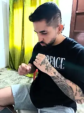 giannis090 online show from February 2026 07:45:02 PM