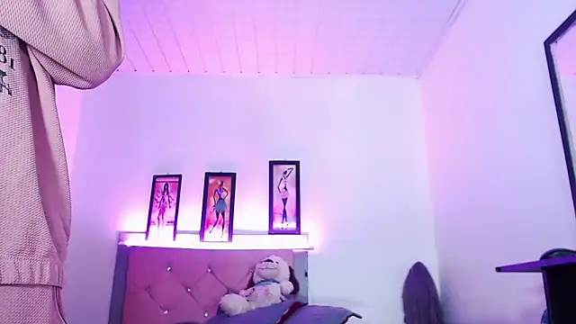 asakuraath online show from December 2025 04:07:01 AM