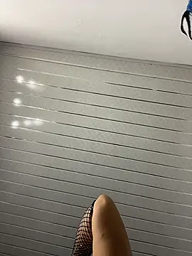 Nicky-222 online show from November 2025 02:03:01 AM