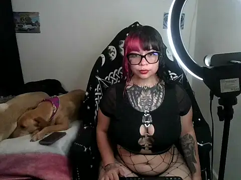 Driana ate online show from October 2025 03:48:02 AM