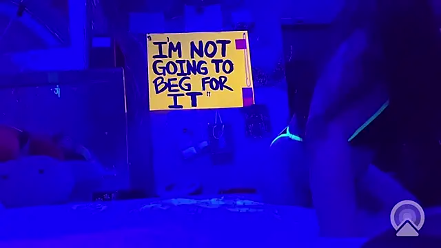 Snapshot of LilStrange4LilChange chatting on April 2026 12:11:02 PM LilStrange4LilChange online show from April 2026 12:11:02 PM