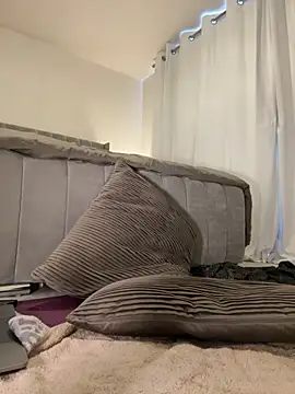 yasmingarcia online show from November 2025 11:38:02 AM