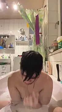 Kingpowerlittel online show from December 2025 04:03:02 PM