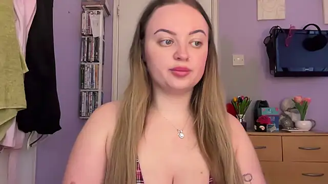 Snapshot of SexySashaxox chatting on March 2026 12:35:02 PM SexySashaxox online show from March 2026 12:35:02 PM