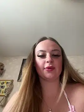Snapshot of SexySashaxox chatting on May 2026 11:04:02 AM SexySashaxox online show from May 2026 11:04:02 AM