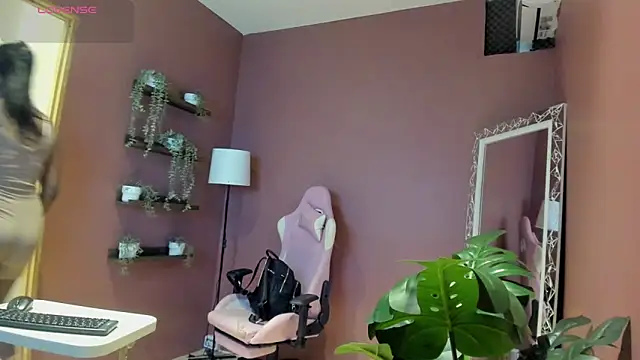 KendraChavez  online show from November 2025 09:14:01 PM