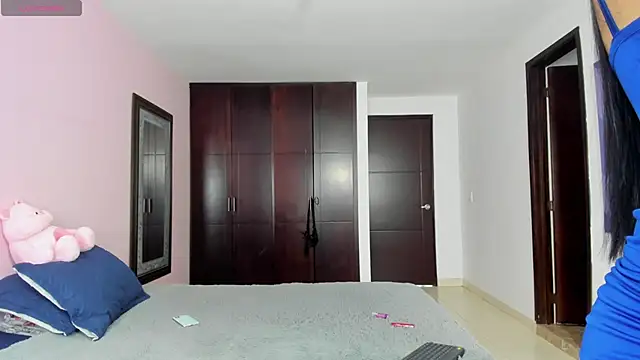 Snapshot of marianaandvalen chatting on February 2026 07:12:01 PM marianaandvalen online show from February 2026 07:12:01 PM