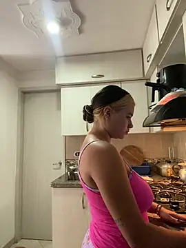 Laia Gomez online show from February 2026 08:46:02 PM