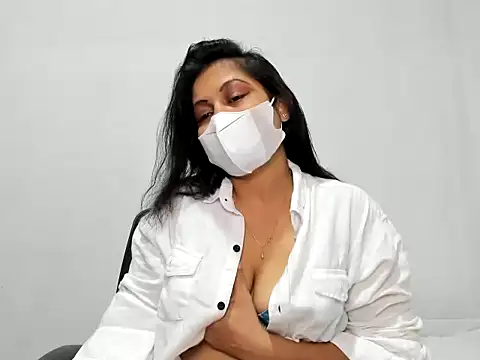 Snapshot of Crazy_Cat1995 chatting on October 2025 05:26:02 PM Crazy Cat1995 online show from October 2025 05:26:02 PM