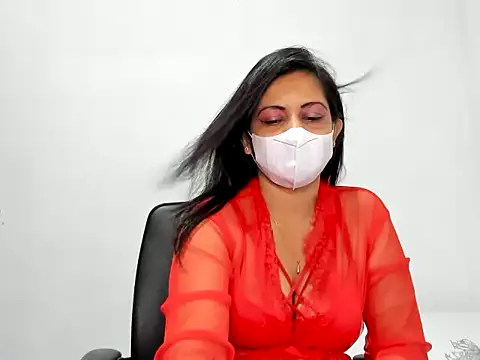 Snapshot of Crazy_Cat1995 chatting on November 2025 04:31:02 PM Crazy Cat1995 online show from November 2025 04:31:02 PM