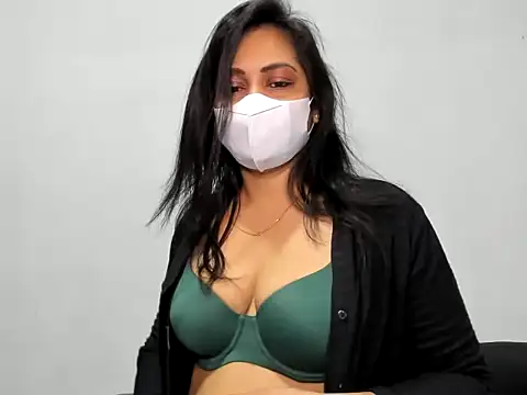 Snapshot of Crazy_Cat1995 chatting on December 2025 09:53:02 PM Crazy Cat1995 online show from December 2025 09:53:02 PM