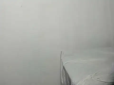 Crazy Cat1995 online show from April 2026 02:35:01 PM