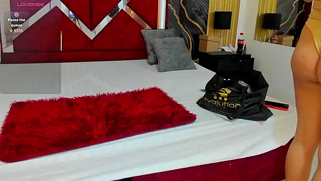 VioletRose as online show from February 2026 08:15:01 PM