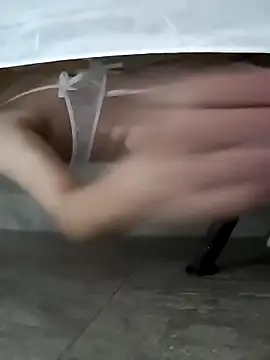 Sweet-Femboy online show from November 2025 05:27:02 AM