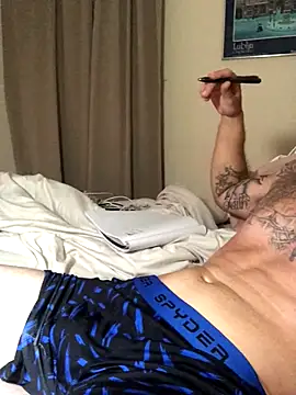 Snapshot of IsAparty chatting on September 2025 09:44:01 AM IsAparty online show from September 2025 09:44:01 AM