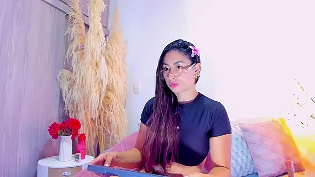 briana preston online show from April 2026 08:53:01 PM