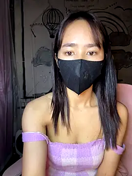 TiNa 04 online show from December 2025 12:16:01 AM