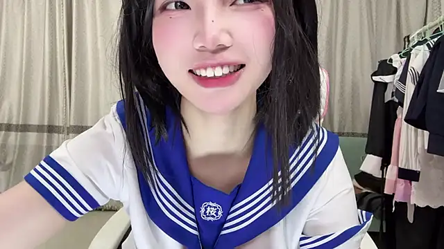 Snapshot of Yiyi-707 chatting on October 2025 11:21:01 AM Yiyi-707 online show from October 2025 11:21:01 AM