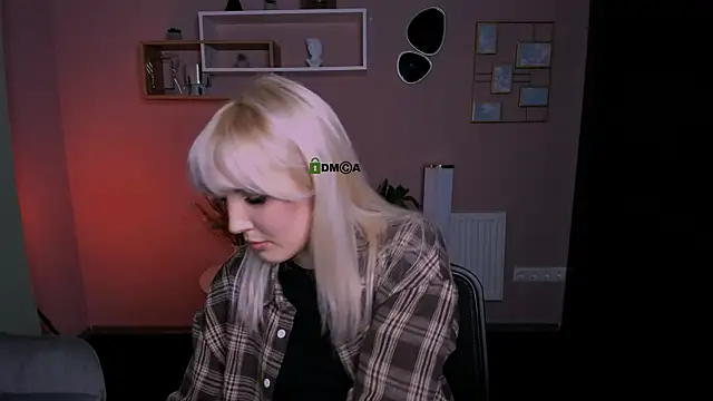 Snapshot of marta_smith chatting on October 2025 07:34:02 PM marta smith online show from October 2025 07:34:02 PM