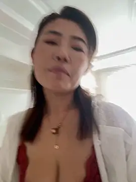 Snapshot of feifei_521 chatting on November 2025 02:22:01 AM feifei 521 online show from November 2025 02:22:01 AM