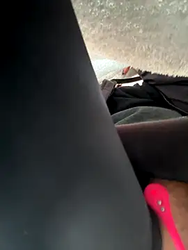 Snapshot of feifei_521 chatting on December 2025 07:17:01 AM feifei 521 online show from December 2025 07:17:01 AM