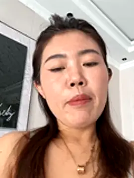 feifei 521 online show from January 2026 03:20:02 AM