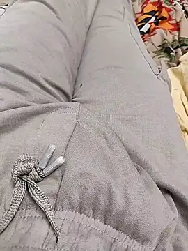 Snapshot of themasklover chatting on December 2025 04:57:01 PM themasklover online show from December 2025 04:57:01 PM