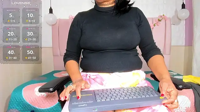 mya blaze online show from October 2025 12:16:01 PM