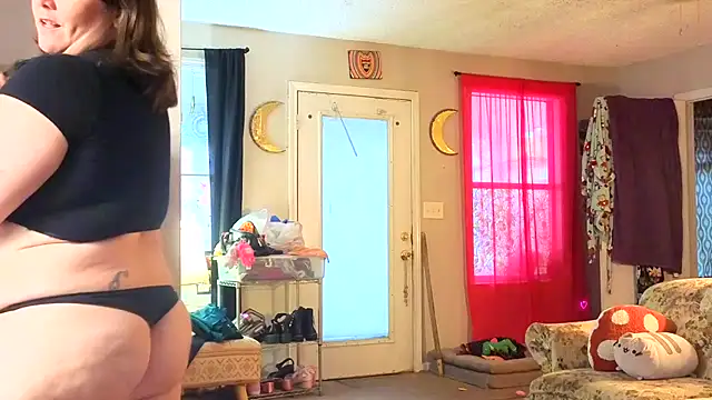 Snapshot of Princess__Kitty__ chatting on July 2026 08:55:01 PM Princess Kitty online show from July 2026 08:55:01 PM
