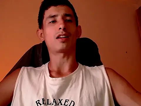 Snapshot of Damartinez27 chatting on July 2026 05:10:02 AM Damartinez27 online show from July 2026 05:10:02 AM